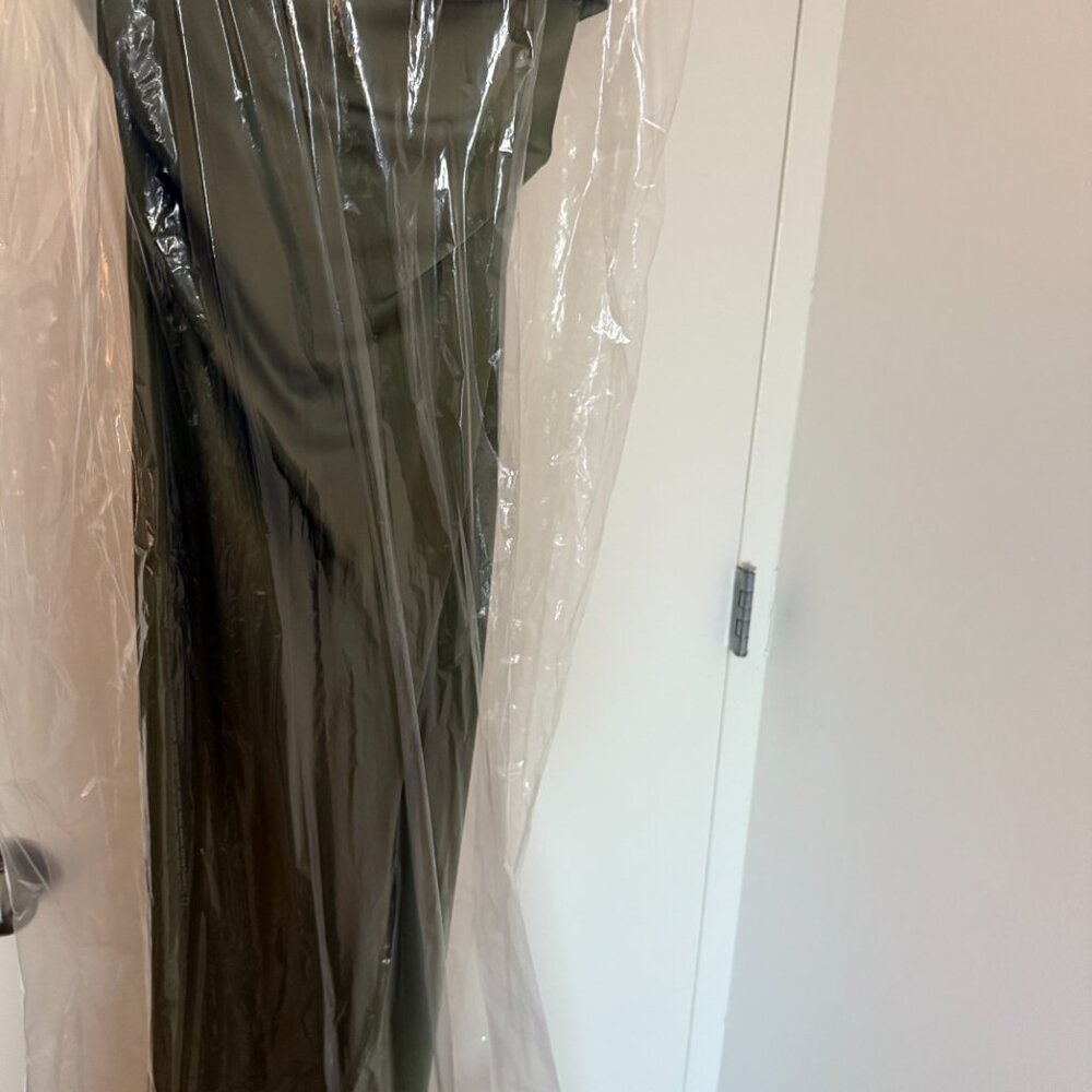 Significant Other Lucile Strapless Satin Gown with Train | Green/Pesto | US4 - Picture 5 of 6